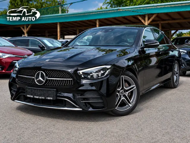 Mercedes-Benz E 220, черен, 2022 г. – снимка от автокъщата