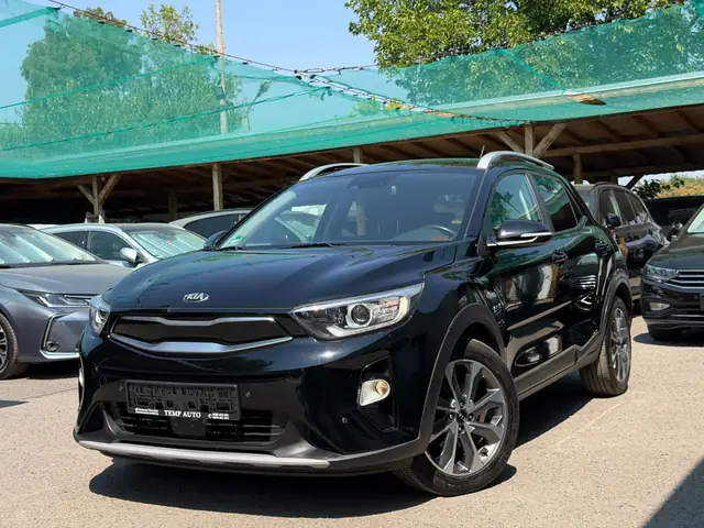 Kia Stonic, черен, 2018 г. – снимка от автокъщата