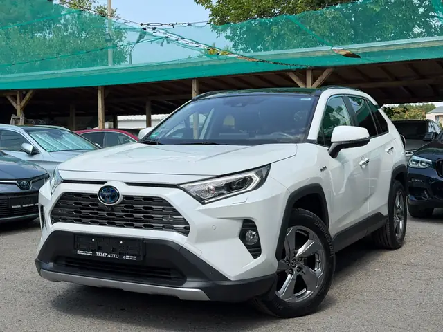 Toyota RAV4, бял, 2020 г., снимка от автокъщата