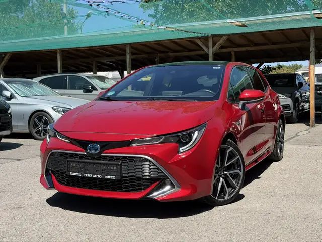 Toyota Corolla, червен, 2020 г., снимка от автокъщата