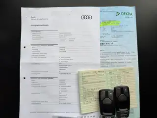 Audi Q5 2021 г., сив, снимка 16