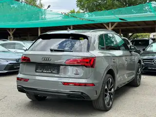 Audi Q5 2021 г., сив, снимка 5