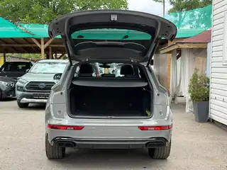 Audi Q5 2021 г., сив, снимка 6