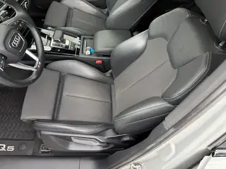 Audi Q5 2021 г., сив, снимка 9