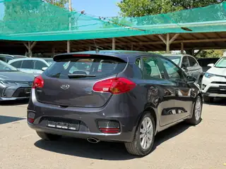 Kia Ceed 2016 г., тъмно сив, снимка 3