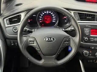 Kia Ceed 2016 г., тъмно сив, снимка 9