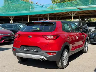 Kia Stonic 2020 г., червен, снимка 4