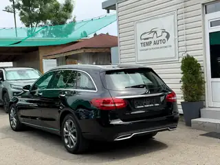 Mercedes-Benz C 250 2016 г., черен, снимка 6
