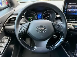 Toyota C-HR 2018 г., сив – снимка 11