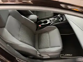 Toyota Corolla 2019 г., кафяв, снимка 14