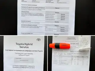 Toyota Corolla 2020 г., червен – снимка 2
