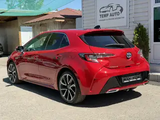 Toyota Corolla 2020 г., червен – снимка 7