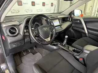 Toyota RAV4 2016 г., кафяв, снимка 9