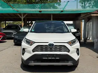 Toyota RAV4 2020 г., бял – снимка 2