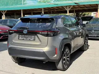 Toyota Yaris Cross 2022 г., кафяв, снимка 4