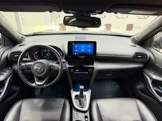 Toyota Yaris Cross 2022 г., кафяв, снимка 10