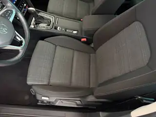 VW Passat 2022 г., черен, снимка 8